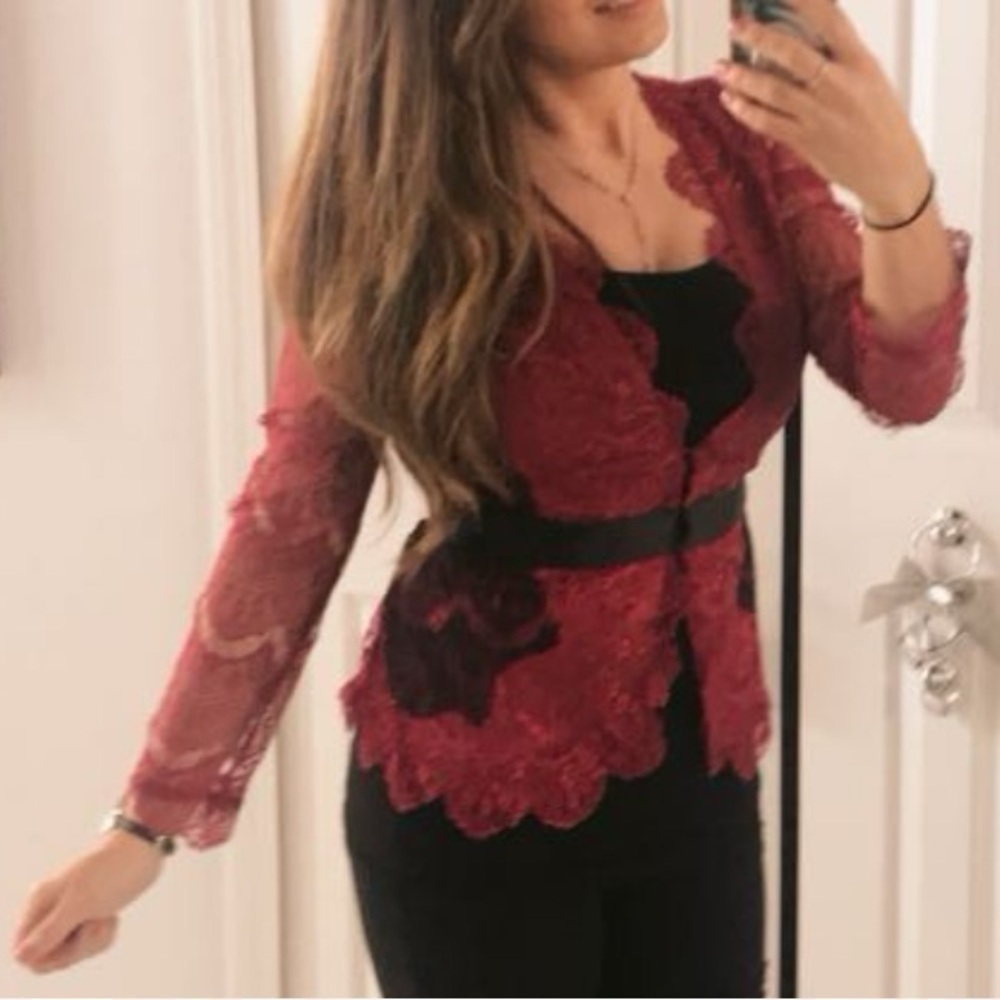 VENUS Red Lace Sheer Sleeve Holiday Blazer Jacket - Picture 3 of 7